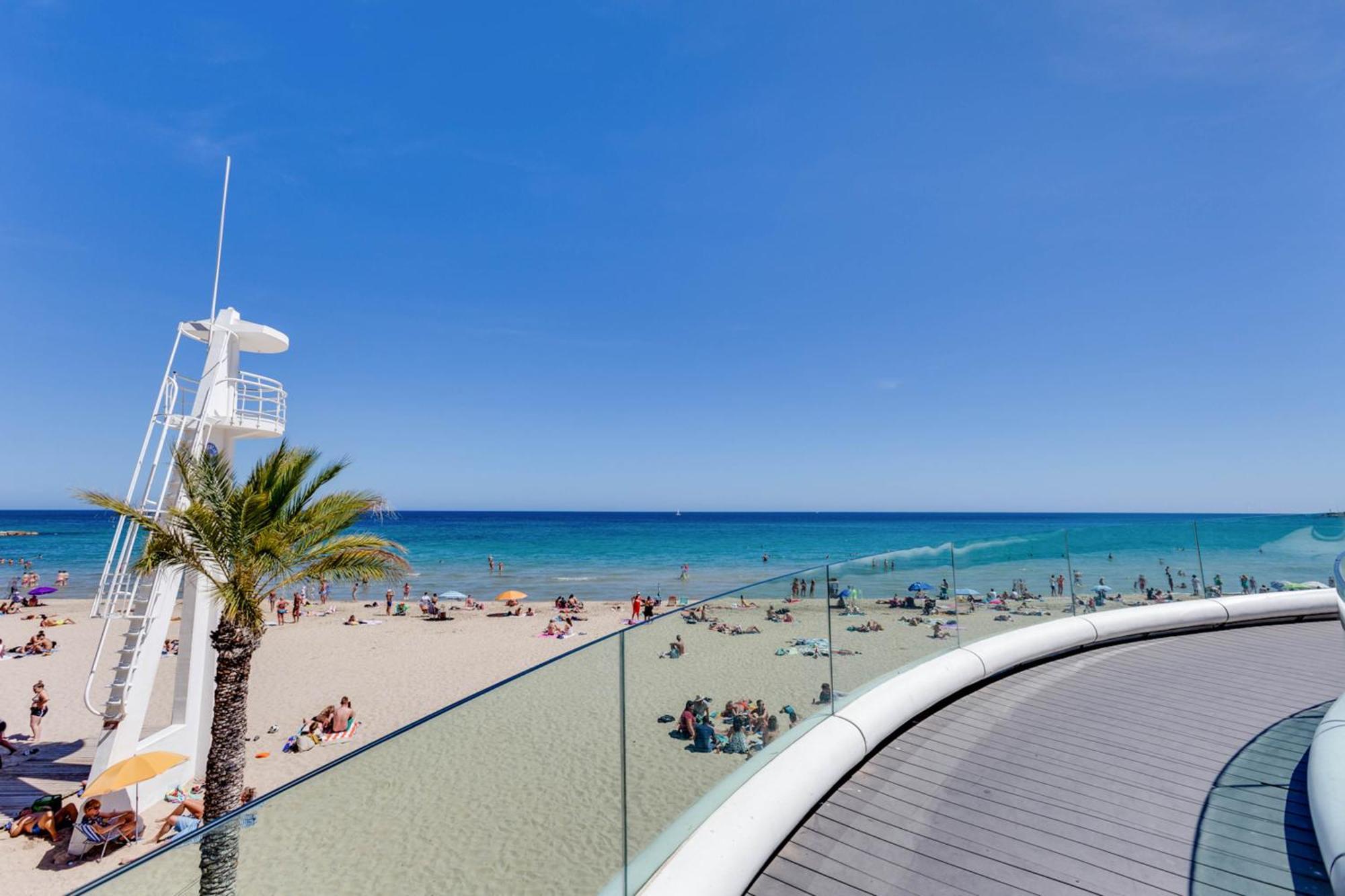 Hb Apartments - Mercado Central - Rambla Alicante - La Suite De La Playa Luaran gambar